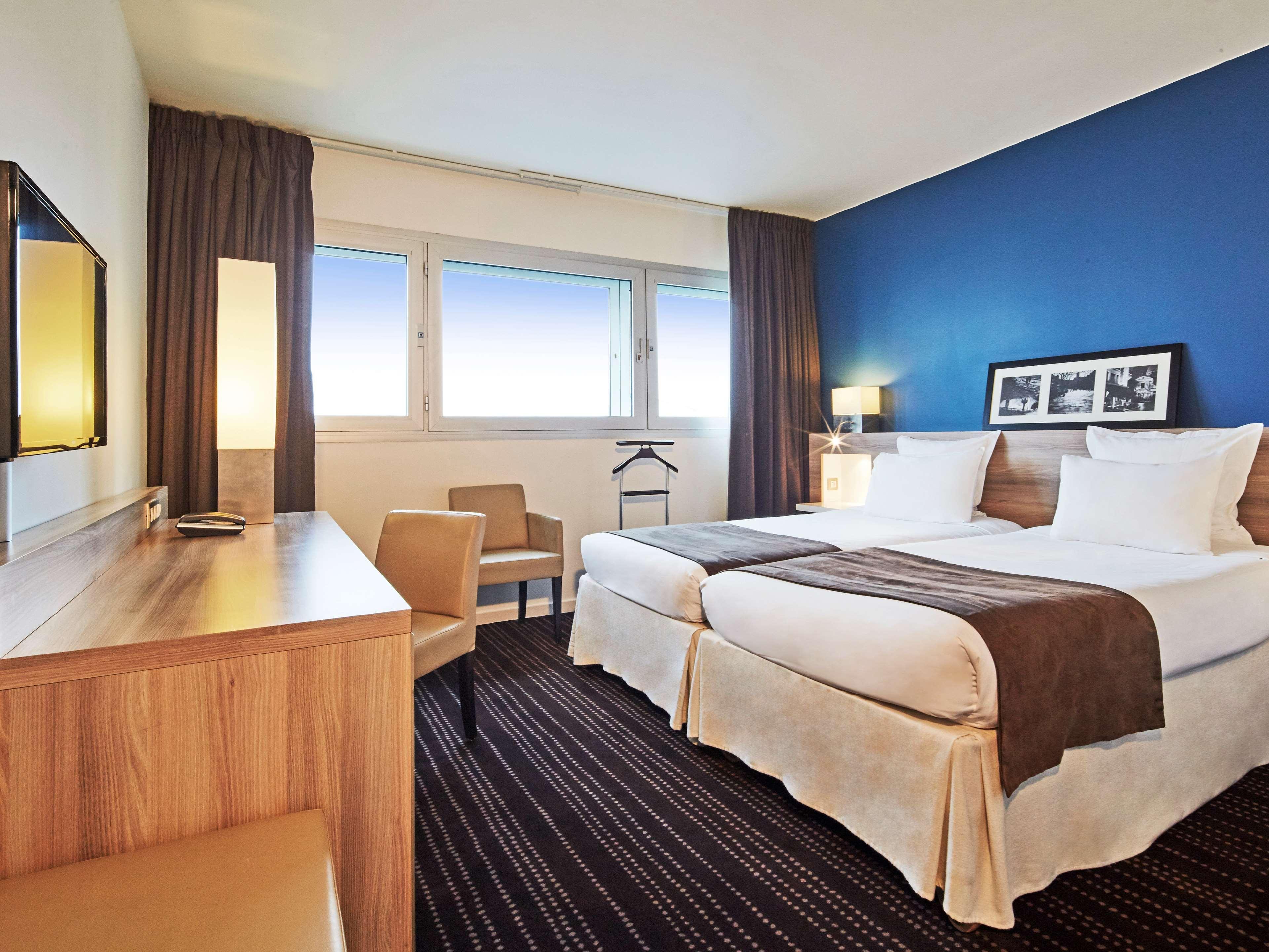 Radisson Hotel Paris Le Bourget Bagian luar foto