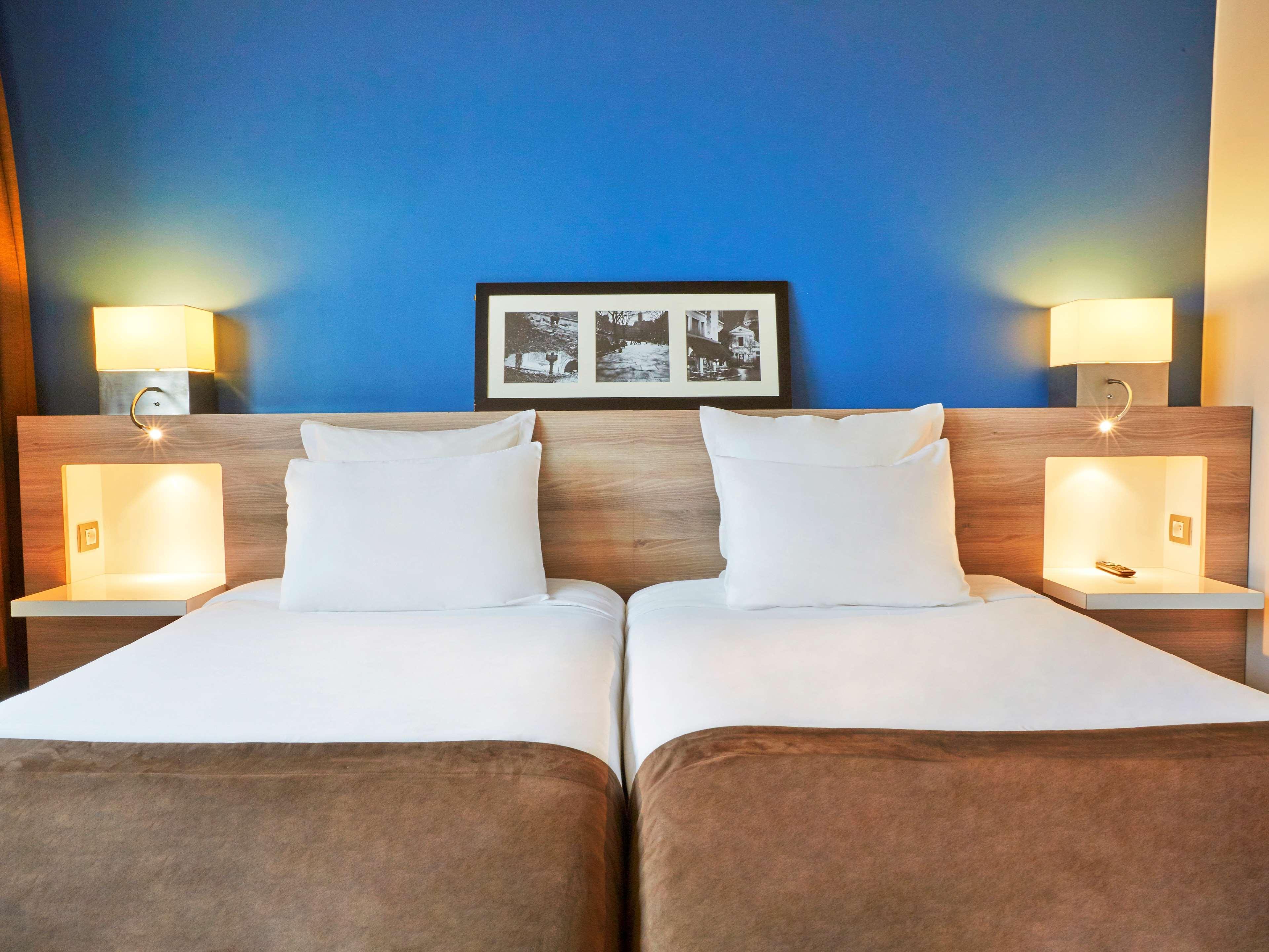 Radisson Hotel Paris Le Bourget Bagian luar foto