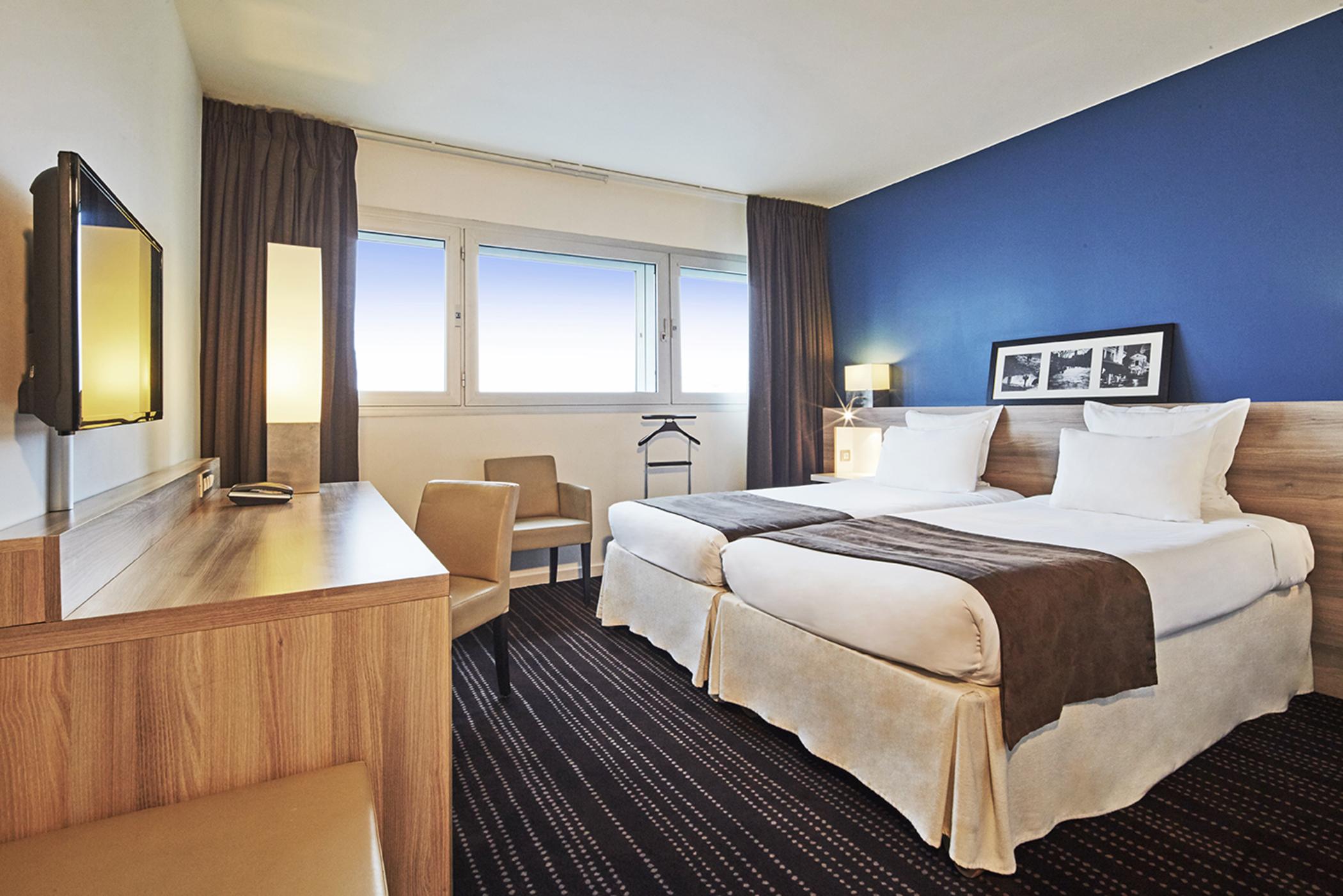 Radisson Hotel Paris Le Bourget Bagian luar foto