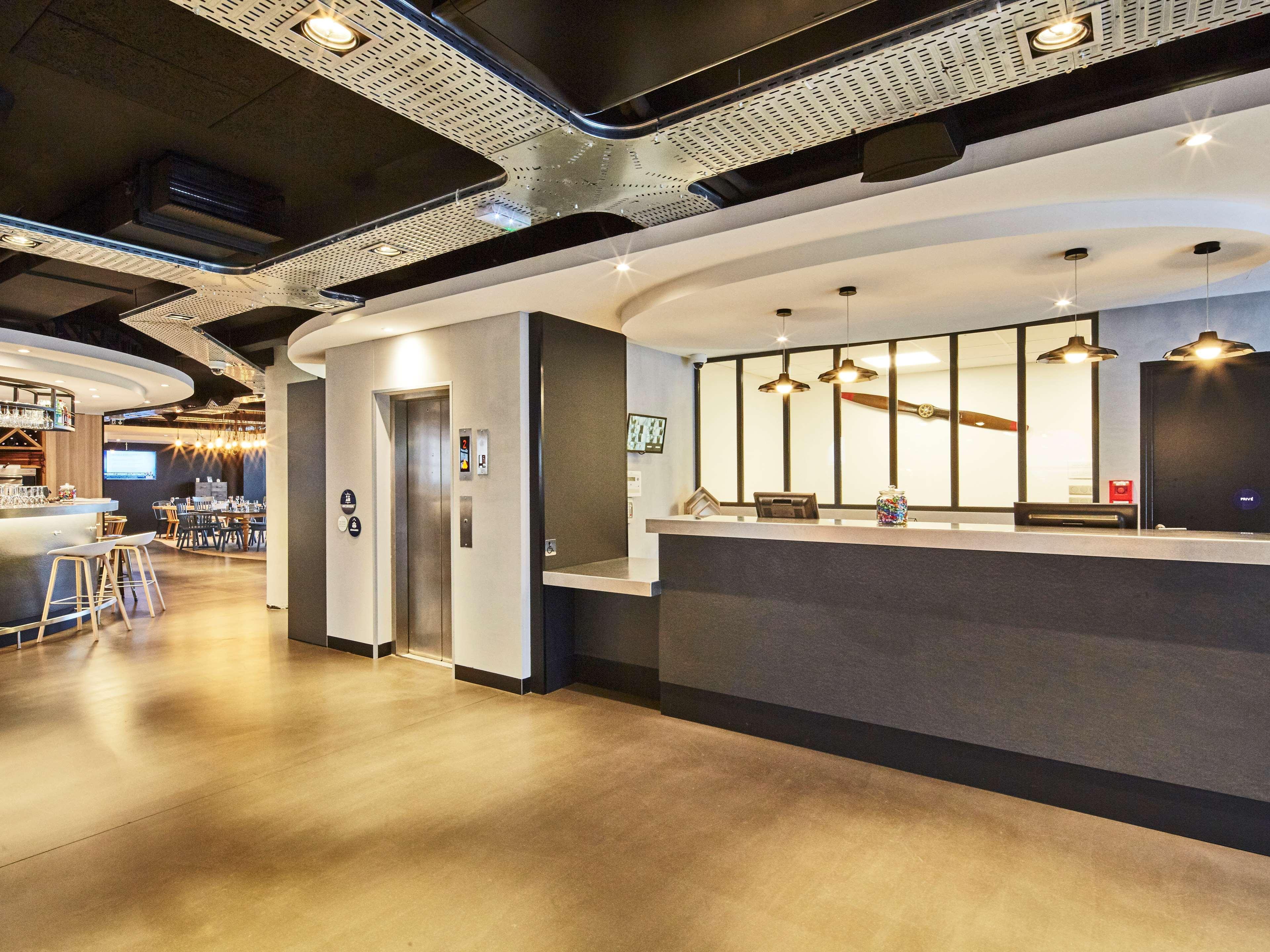 Radisson Hotel Paris Le Bourget Bagian luar foto