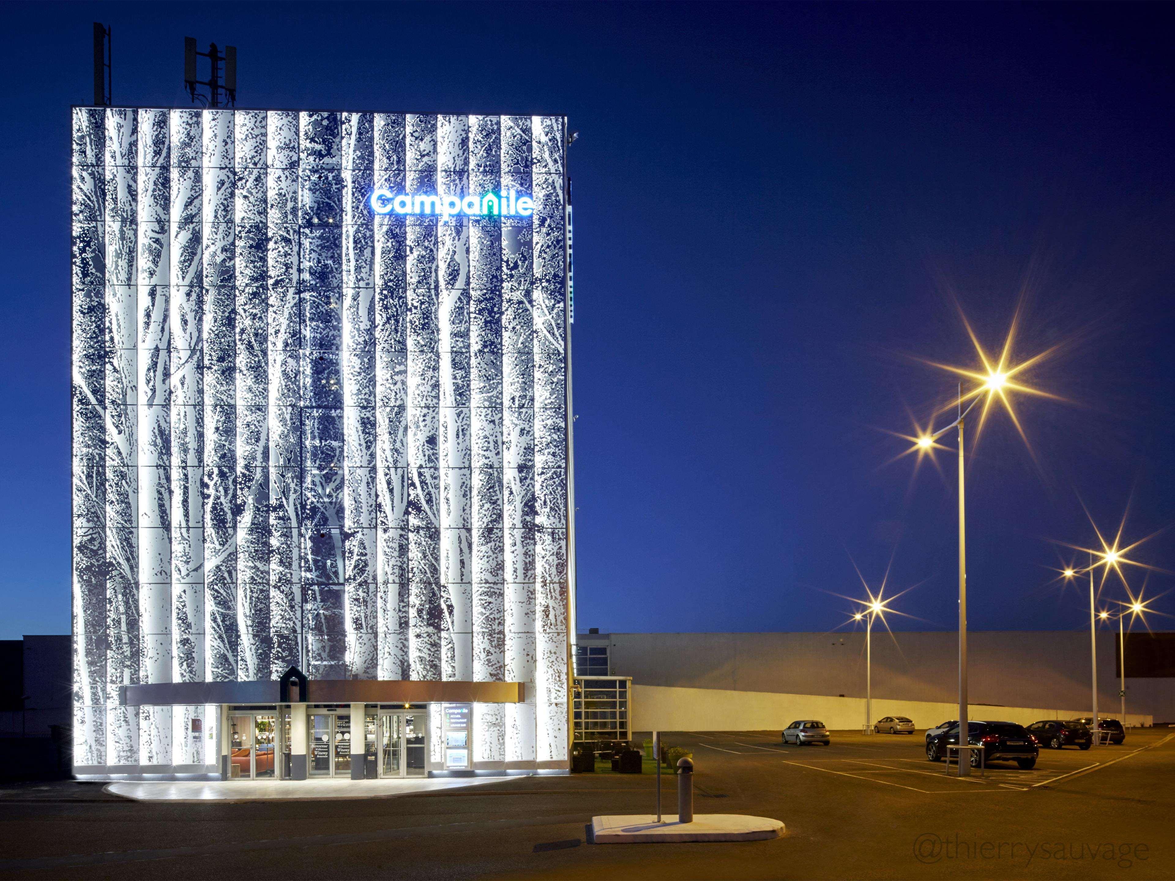 Radisson Hotel Paris Le Bourget Bagian luar foto