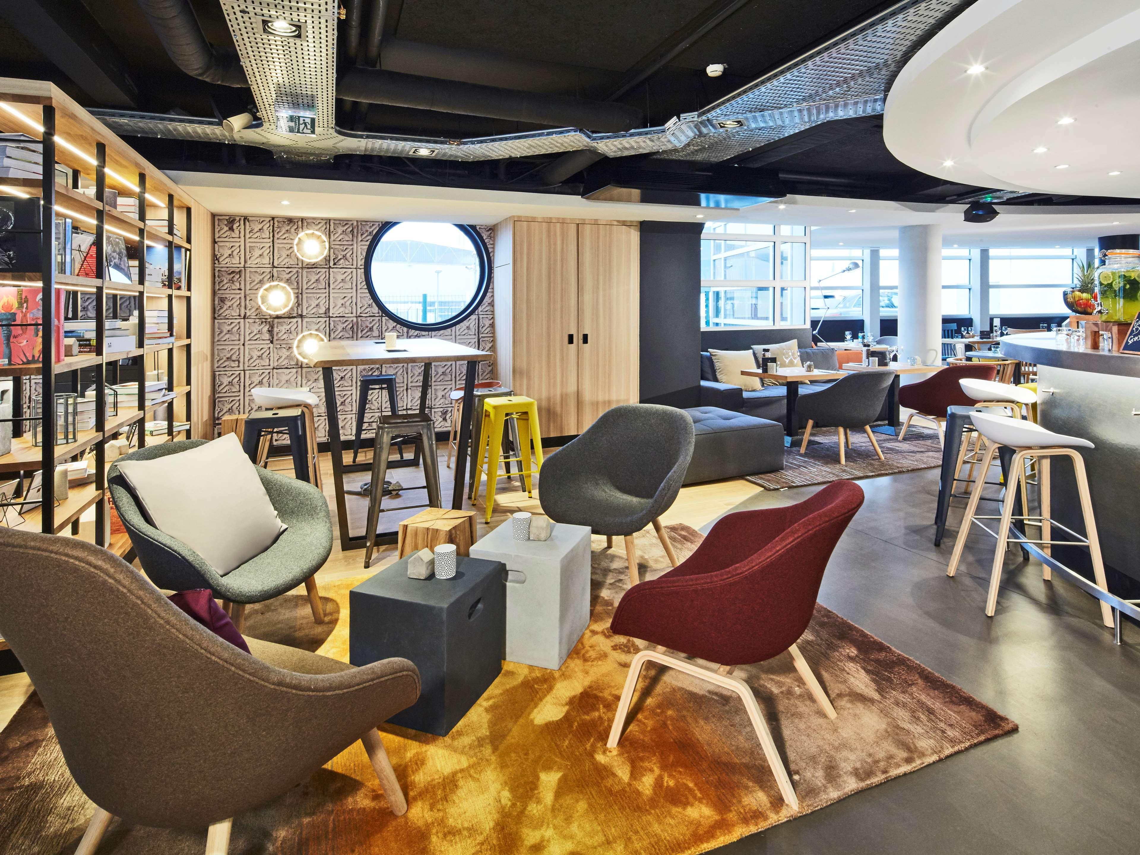 Radisson Hotel Paris Le Bourget Bagian luar foto