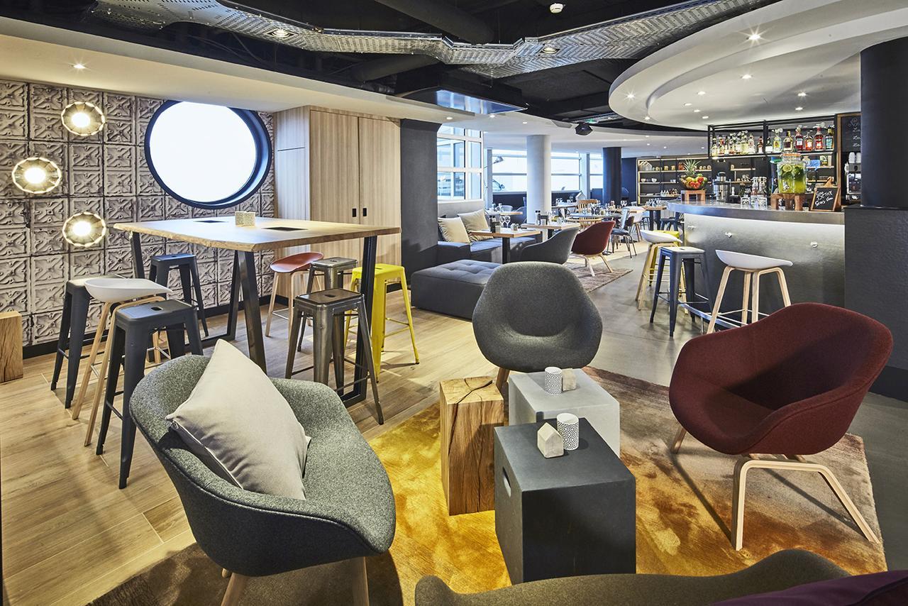 Radisson Hotel Paris Le Bourget Bagian luar foto